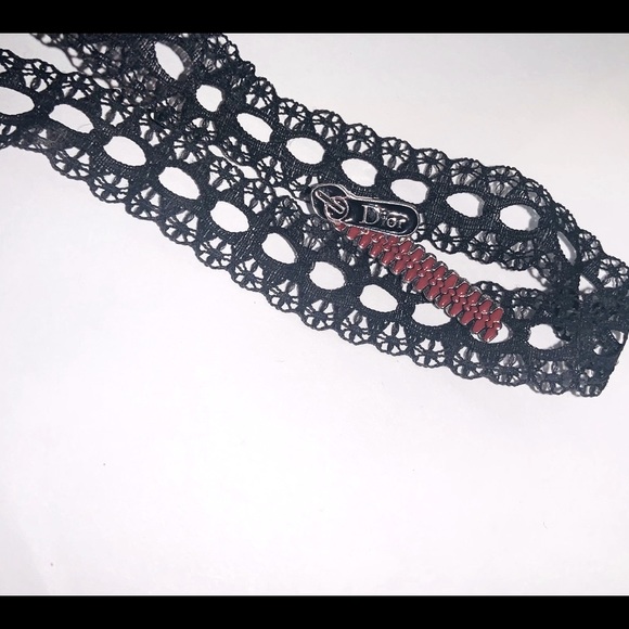 ❗️5 for $25 ❗️Dior | Limited Edition | Zipper Pins - Picture 2 of 4